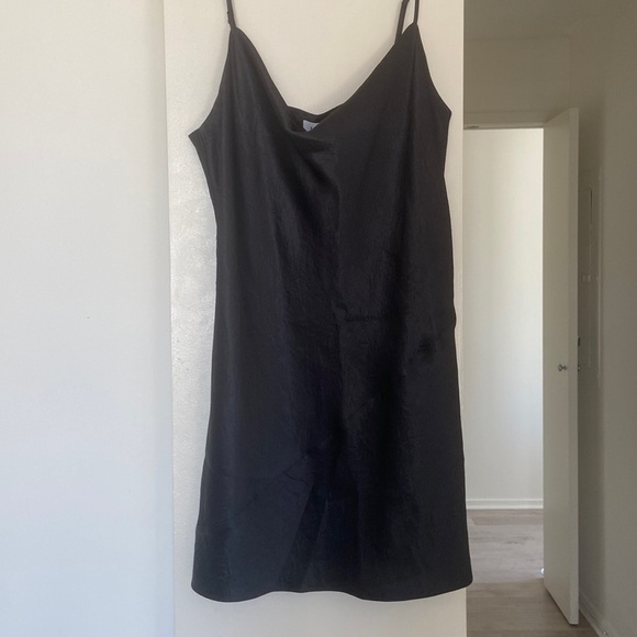 Aritzia Slip Dress NWOT - Picture 1 of 2